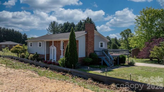 65 Pinewood Road, Granite Falls, NC 28630