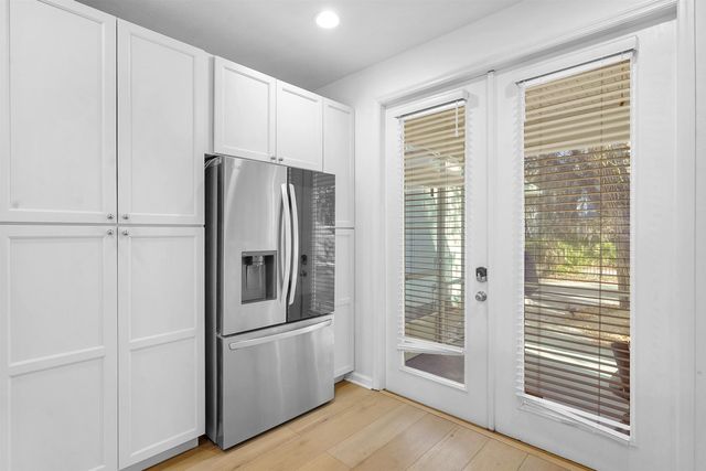 996 Saltwater Cir, St Augustine, FL 32080