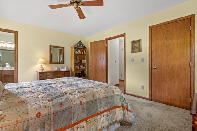 226 Corby DRIVE, North Prairie, WI 53153