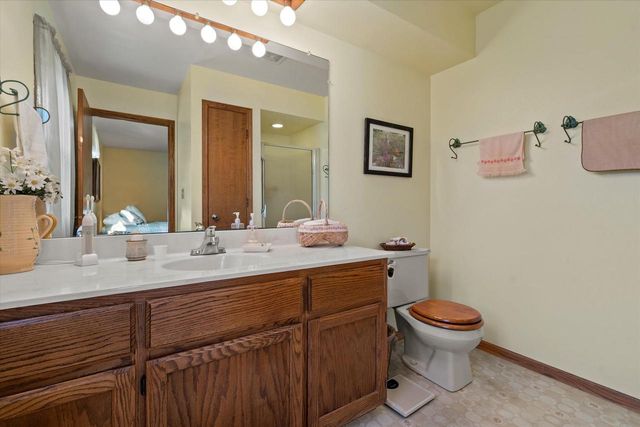 226 Corby DRIVE, North Prairie, WI 53153