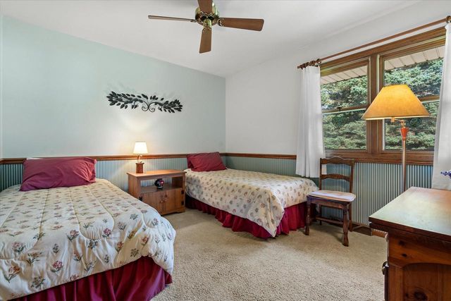 226 Corby DRIVE, North Prairie, WI 53153
