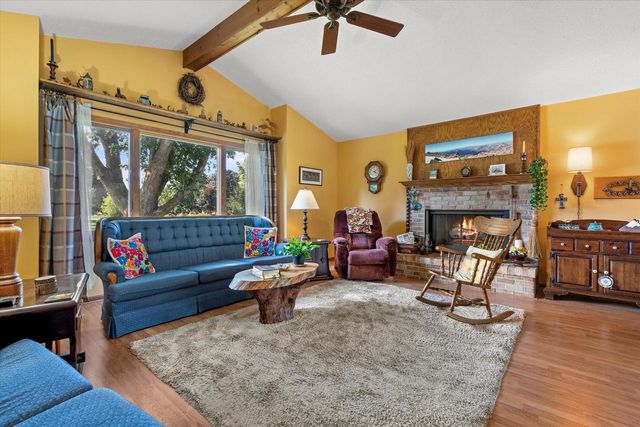 226 Corby DRIVE, North Prairie, WI 53153