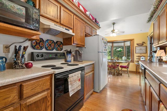 226 Corby DRIVE, North Prairie, WI 53153