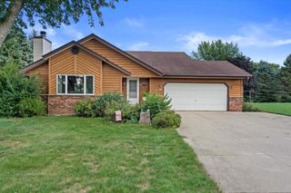 226 Corby DRIVE, North Prairie, WI 53153