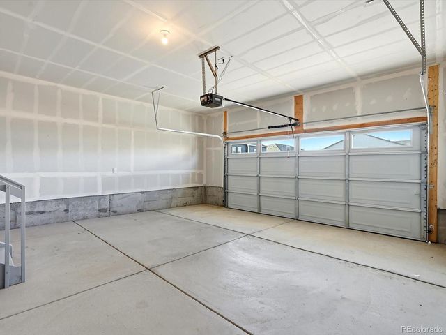 21247 E 65th Avenue, Aurora, CO 80019