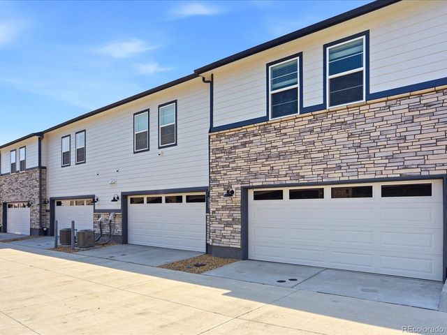 21247 E 65th Avenue, Aurora, CO 80019