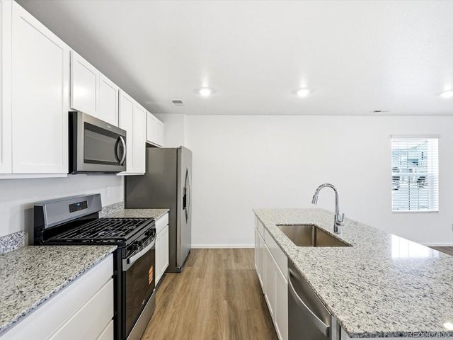 21247 E 65th Avenue, Aurora, CO 80019
