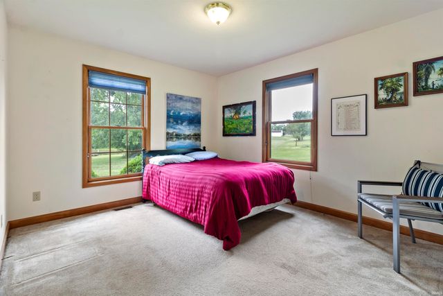 616 W Berry Avenue, Upland, IN 46989