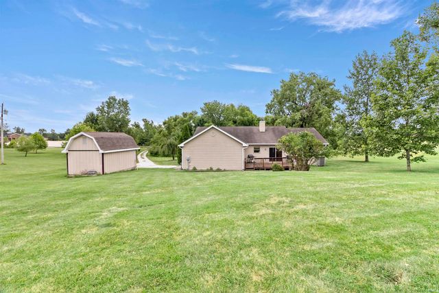 616 W Berry Avenue, Upland, IN 46989