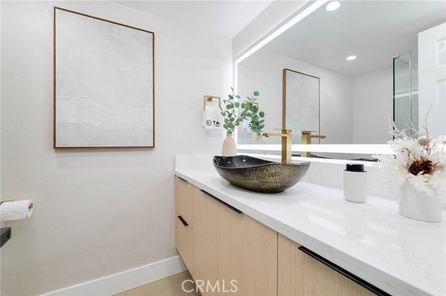 1941 N Onyx, Walnut, CA 91789