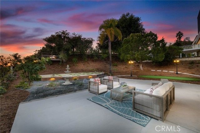 1941 N Onyx, Walnut, CA 91789