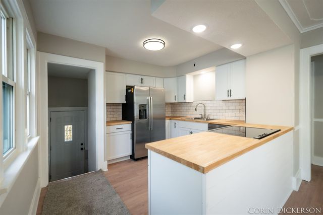 1168 E Apple Avenue, Muskegon, MI 49442