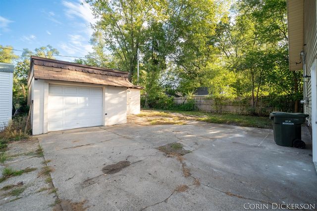 1168 E Apple Avenue, Muskegon, MI 49442