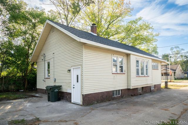 1168 E Apple Avenue, Muskegon, MI 49442