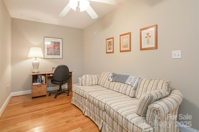 815 West Pointe Drive, Asheville, NC 28806