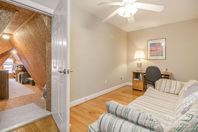 815 West Pointe Drive, Asheville, NC 28806