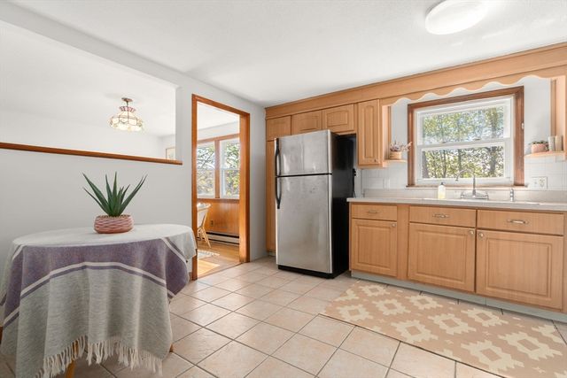 392 Poplar St, Boston, MA 02131