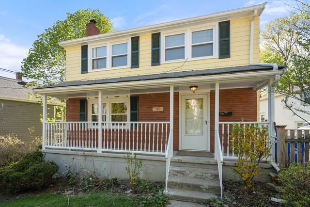 392 Poplar St, Boston, MA 02131