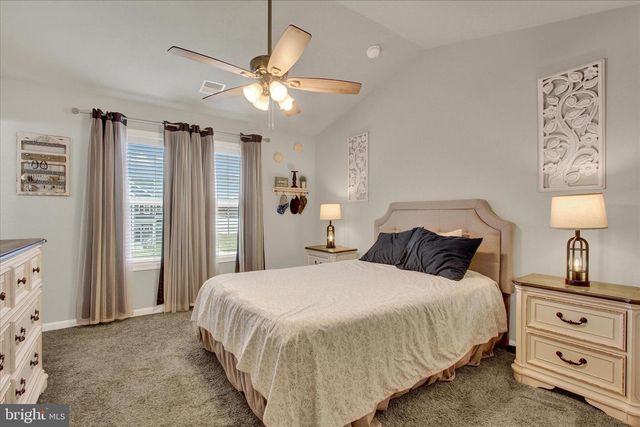 21 STAR DR, Hanover, PA 17331
