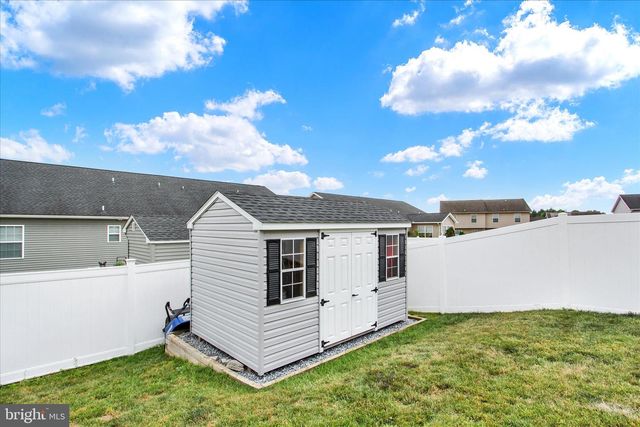 21 STAR DR, Hanover, PA 17331