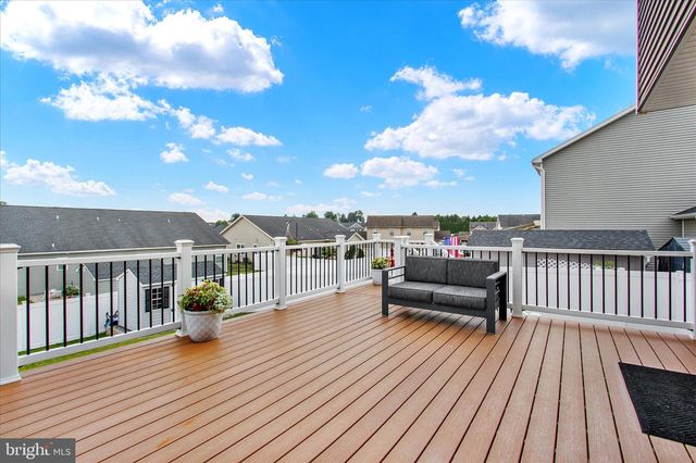 21 STAR DR, Hanover, PA 17331