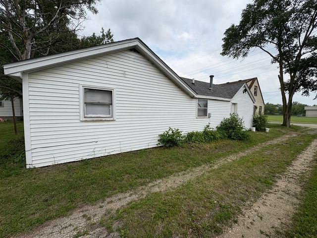 2841 10th Street, Rockford, IL 61108