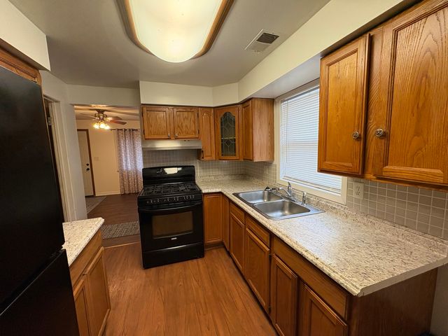 2841 10th Street, Rockford, IL 61108