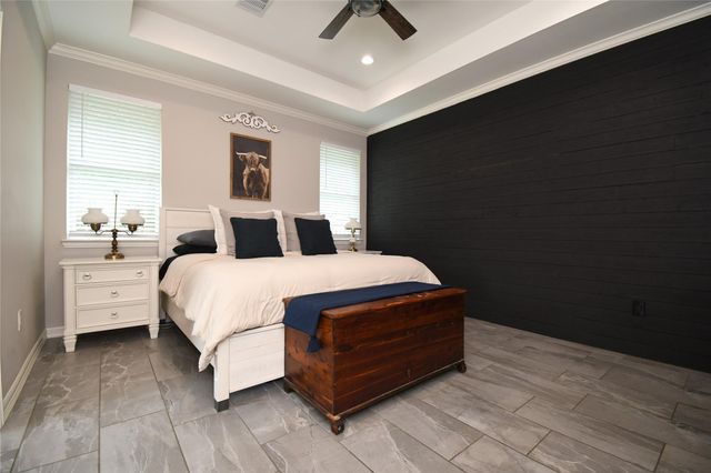 2406 Hummingbird Street, New Caney, TX 77357