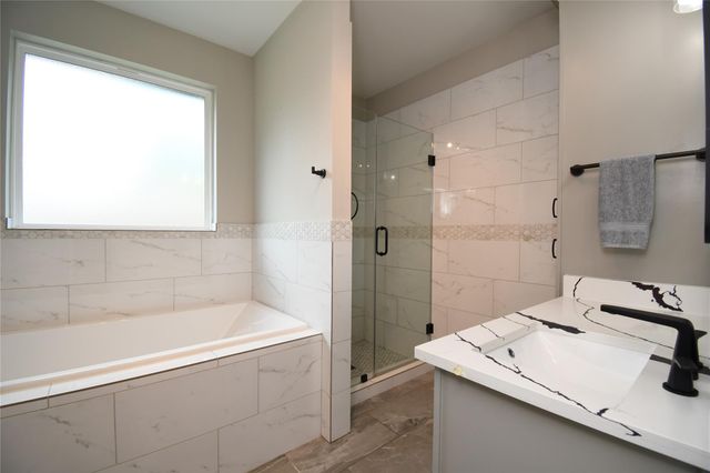 2406 Hummingbird Street, New Caney, TX 77357