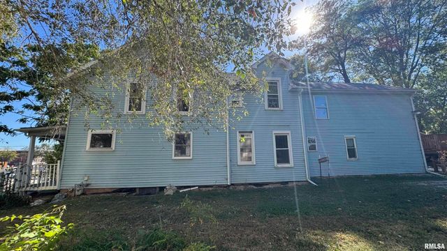 260 N BROAD Street, Galesburg, IL 61401