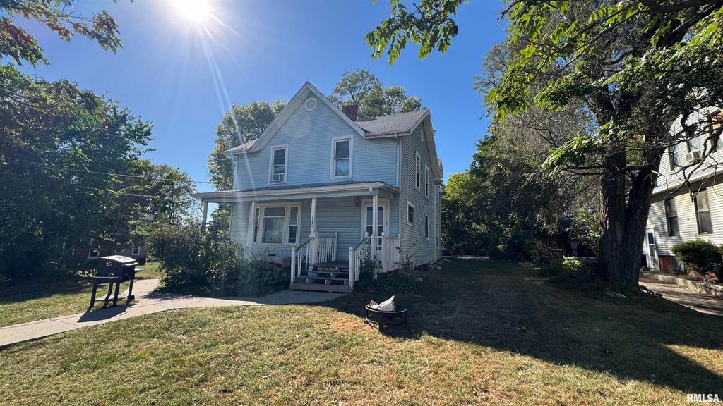 260 N BROAD Street, Galesburg, IL 61401