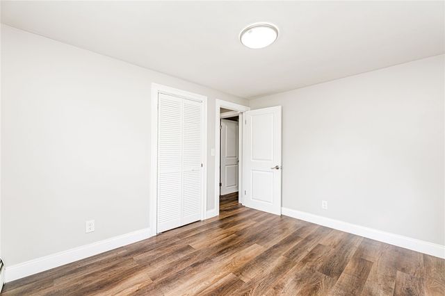 65 Harrop Avenue, Warwick, RI 02886