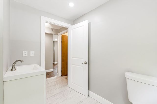 65 Harrop Avenue, Warwick, RI 02886