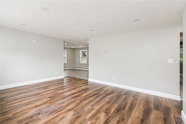 65 Harrop Avenue, Warwick, RI 02886