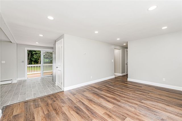 65 Harrop Avenue, Warwick, RI 02886