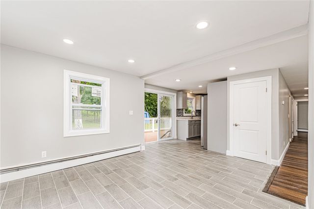 65 Harrop Avenue, Warwick, RI 02886