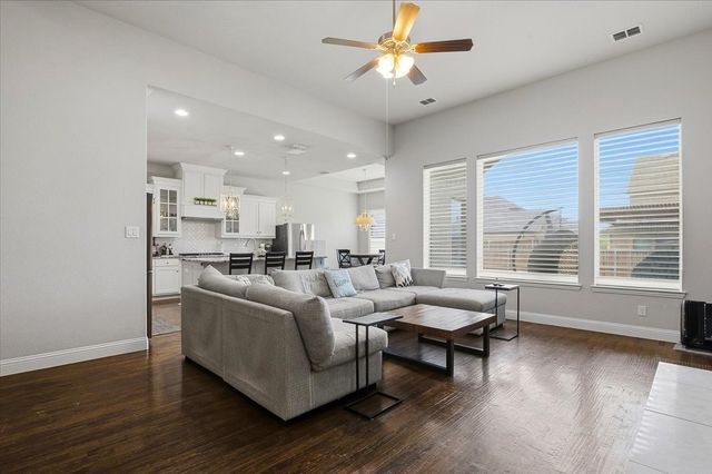 725 Rosewood Place, Aledo, TX 76008