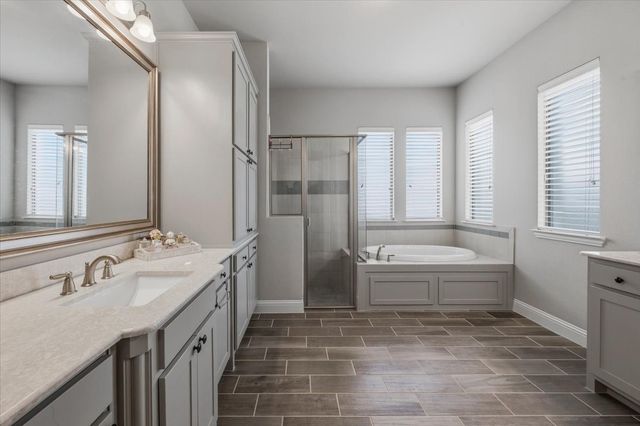725 Rosewood Place, Aledo, TX 76008