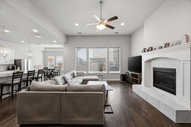 725 Rosewood Place, Aledo, TX 76008