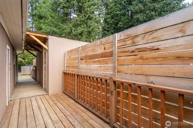 17128 Kinnikinnick Ct SE, Yelm, WA 98597