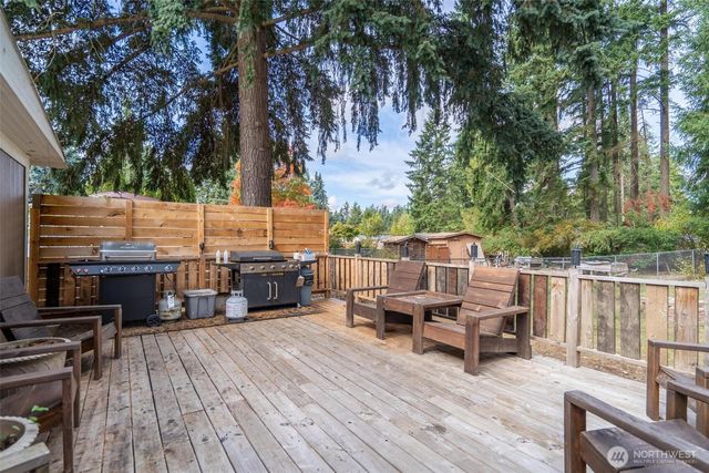 17128 Kinnikinnick Ct SE, Yelm, WA 98597