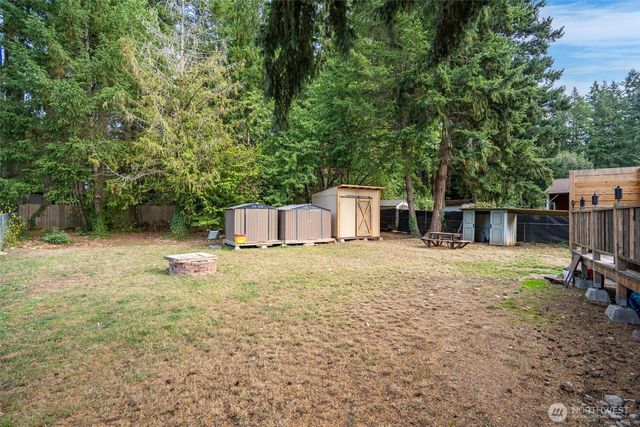 17128 Kinnikinnick Ct SE, Yelm, WA 98597