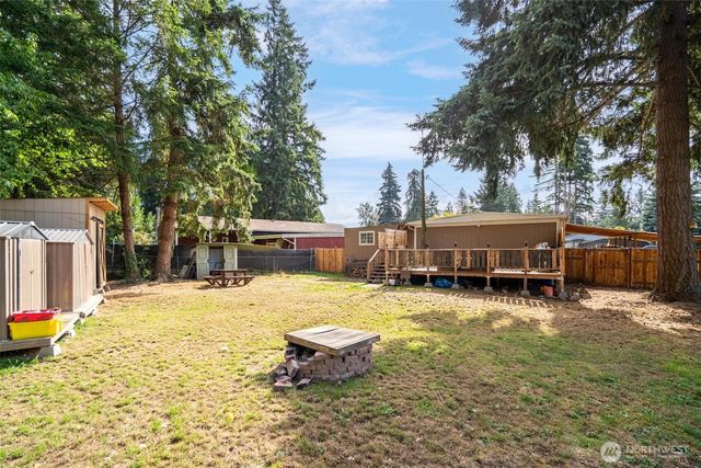 17128 Kinnikinnick Ct SE, Yelm, WA 98597