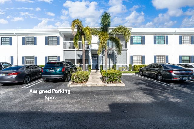 130 CYPRESS CLUB Drive 306, Pompano Beach, FL 33060