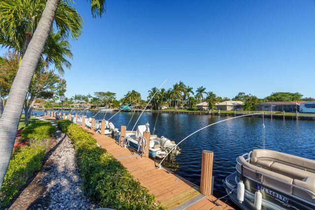130 CYPRESS CLUB Drive 306, Pompano Beach, FL 33060