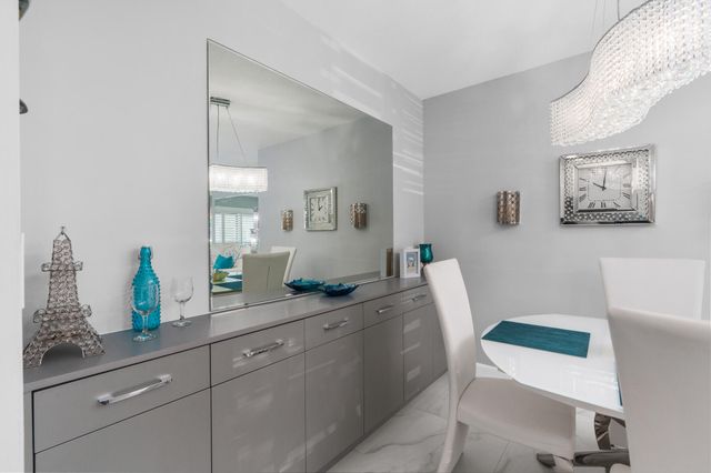 130 CYPRESS CLUB Drive 306, Pompano Beach, FL 33060