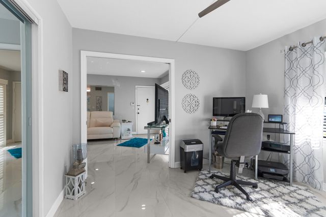 130 CYPRESS CLUB Drive 306, Pompano Beach, FL 33060
