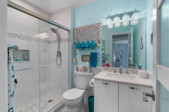 130 CYPRESS CLUB Drive 306, Pompano Beach, FL 33060