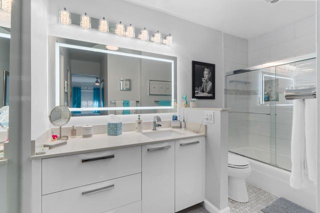 130 CYPRESS CLUB Drive 306, Pompano Beach, FL 33060