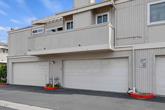 1280 Seacliff Court 2, Ventura, CA 93003